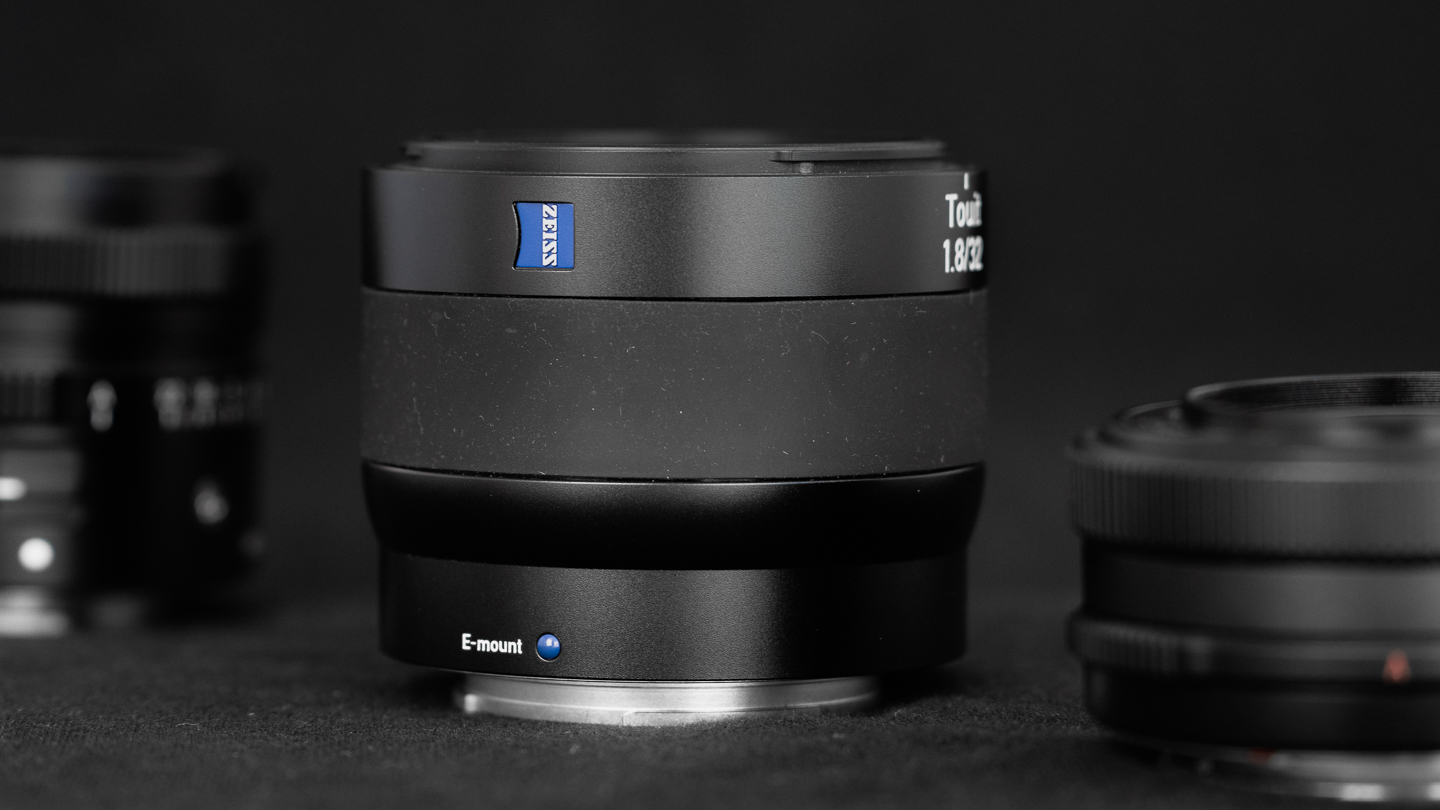 Zeiss Touit 32mm f/1.8 E-Mount Lens